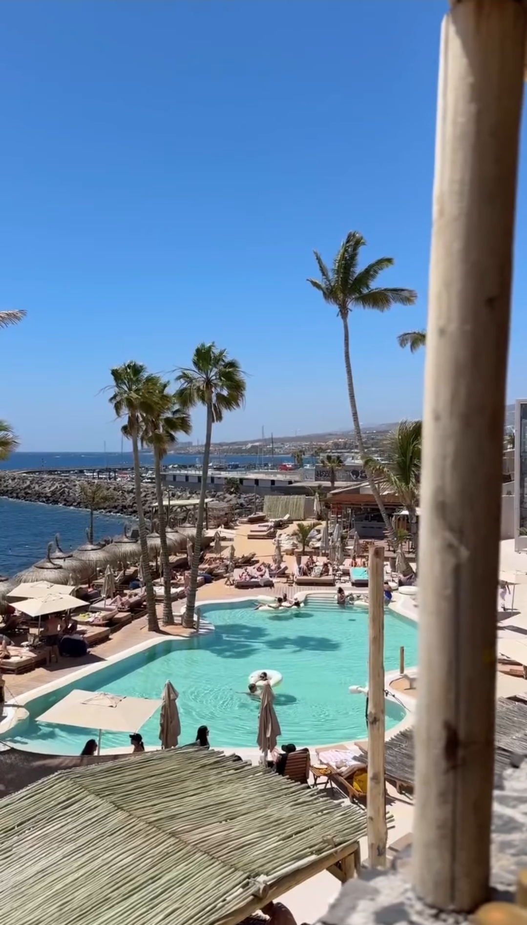 Las Rocas Beach Club — foto 2