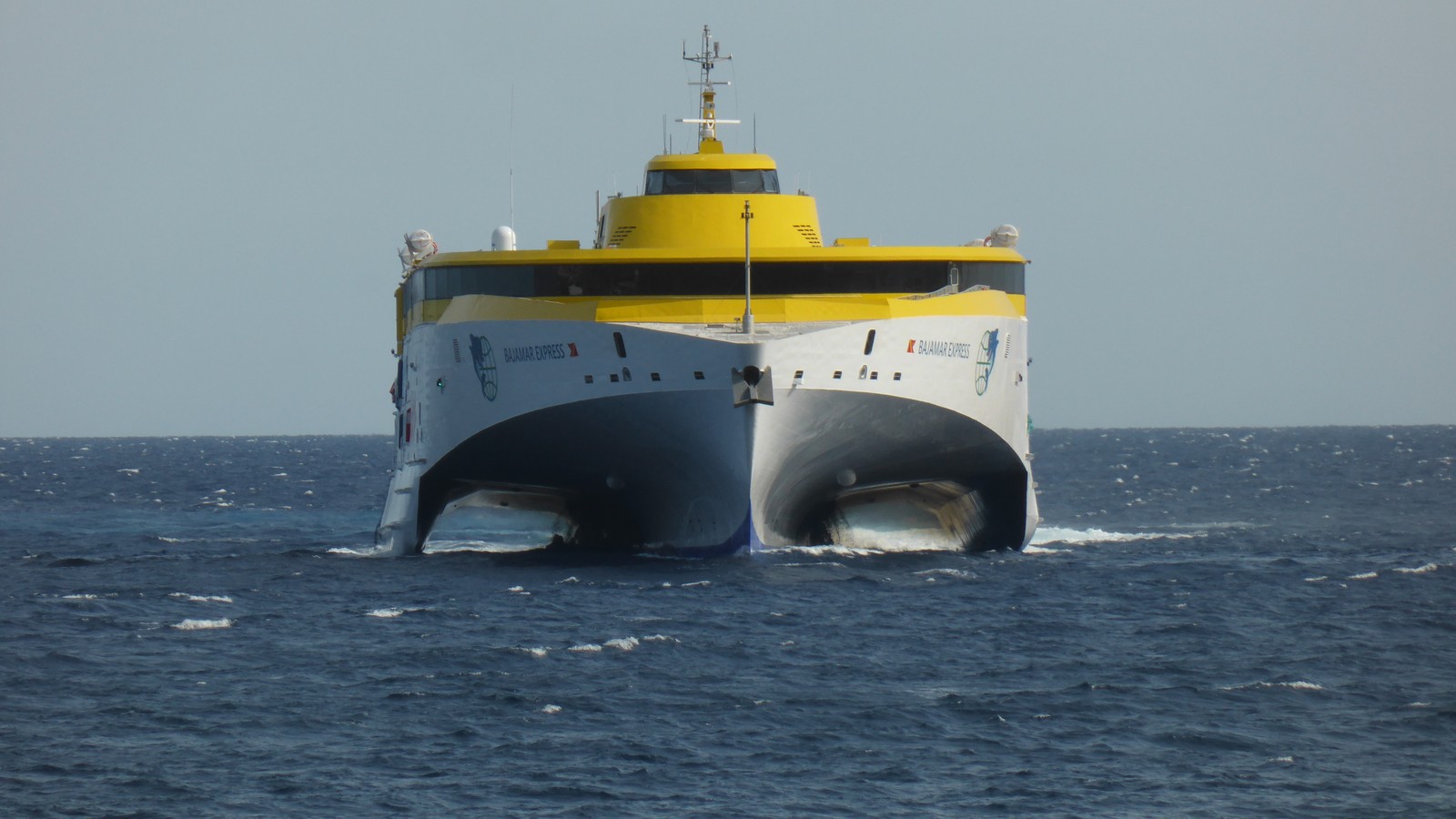 Fred Olsen Express · Ferris inter-islas